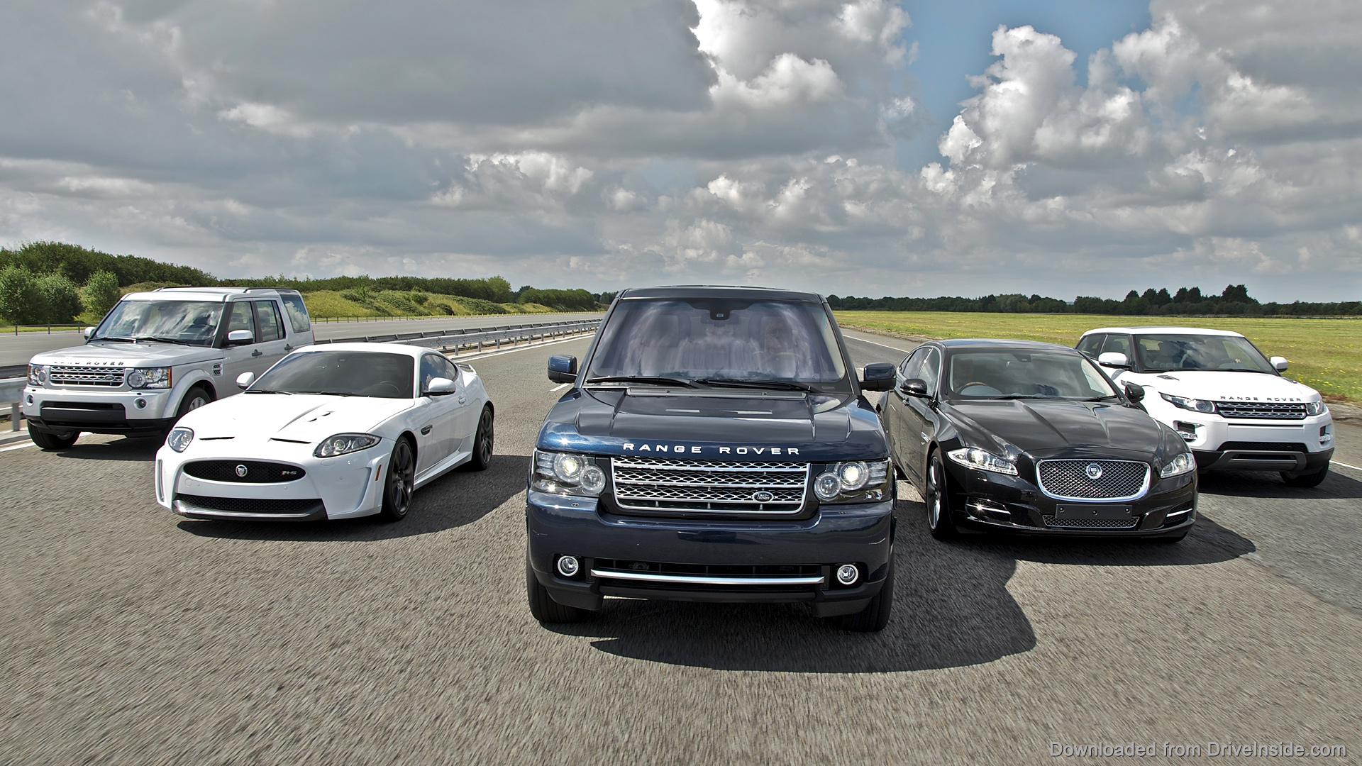 Jaguar/Land Rover SA gaan as voertuigverskaffers optree vir die reeks "Afrikaans is Groot"-konserte 