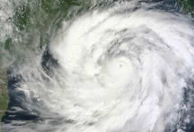 Sikloon Phailin Saterdag in die Golf van Bengale