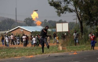 Betogers by Relela in Limpopo Foto: Suid-Afrikaanse Polisiediens, Facebook