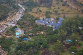 Lugfoto van die Natal Spa Hot Springs Foto: Momsmatter Durban Directory