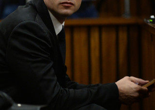 Oscar Pistorius op dag 10 van sy moordverhoor, 14 Maart 2014 Foto:  Phill Magakoe/Independent Newspapers Ltd/Pool (SAPA)