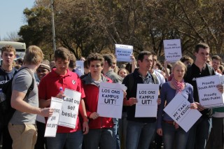 Ongeveer 3 500 studente het opgedaag vir die protesoptog wat in Potchefstroom gehou is. Foto: Burger Meyer, Maroela Media