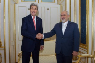 John Kerry, Amerika se minister van buitelandse sake, en Javad Zarif, Iran se minister van buitelandse sake. Foto: Facebook