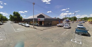Die OK-supermark in Willows, Bloemfontein Foto: Google Earth