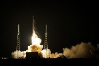 SpaceX se Falcon 9 en Dragon Foto: SpaceX, Twitter 