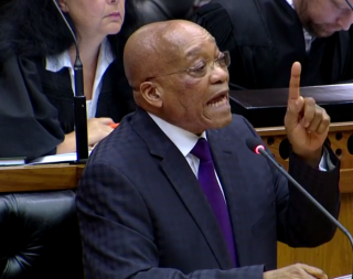 Zuma antwoord vrae in die parlement. Foto: Twitter