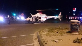Die helikopter waarmee die polisiekaptein na die hospitaal vervoer is. Foto: Netcare 911. 