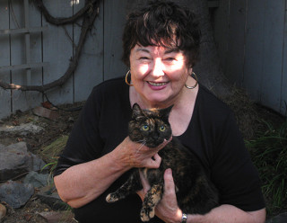 Sharon Voorhees en haar kat, Tiffany Two