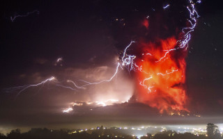 Vulkaan Calbuco. Foto: David Cortes Serey/ Agencia Uno/AP