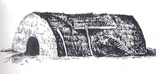 Figuur 1. ŉ Bootvormige hartbeeshuis met ŉ dekkersbalk in die middel  van die dakmuur. (George Henry Ford, sonder titel, skets, 1836.) Uit: Kaapse Argiefbewaarplek, A 1415. 