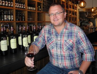 Adrie Beeslaar van Stellenbosch het die internasionale beste wynmaker vir 2015 gewen. Foto: www.splashpr.co.za
