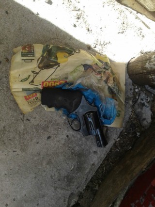 Die vuurwapen wat vermoedelik gebruik is om die vierjarige seuntjie op 23 Desember 2015 in Hanover Park dood te skiet Foto: SAPD, Wes-Kaap