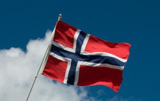 Die Noorse vlag. Foto: http://aremobility.com/