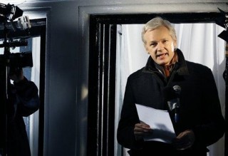 Julian Assange (20 Desember 2012)  Foto: AP Photo/Kirsty Wigglesworth