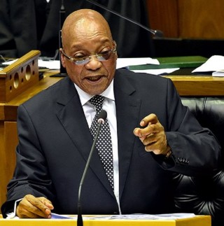 President Jacob Zuma reageer op 18 Februarie 2016 op die debat ná sy staatsrede Foto: @PresidencyZA, Twitter