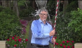Bill Gates se Ice Bucket-uitdaging (Foto: Facebook)