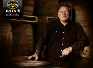 Andy Watts. Foto: Facebook/Bain's Cape Mountain Whisky