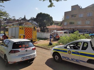 Die toneel in Vialls Place, Clare Estate in Durban, KwaZulu-Natal (Foto: Rescue Care)