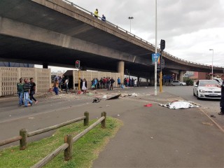 ŉ Straatverkoper is Donderdag naby die Durban-hawe doodgery. Foto: Verskaf