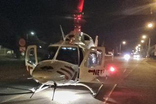 Die seun is met 'n helikopter van Netcare 911 na ŉ hospitaal geneem. Foto: Verksaf