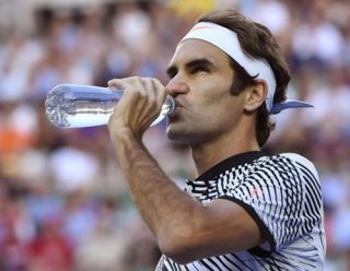 Roger Federer. Foto: (AP Photo/Andy Brownbill)