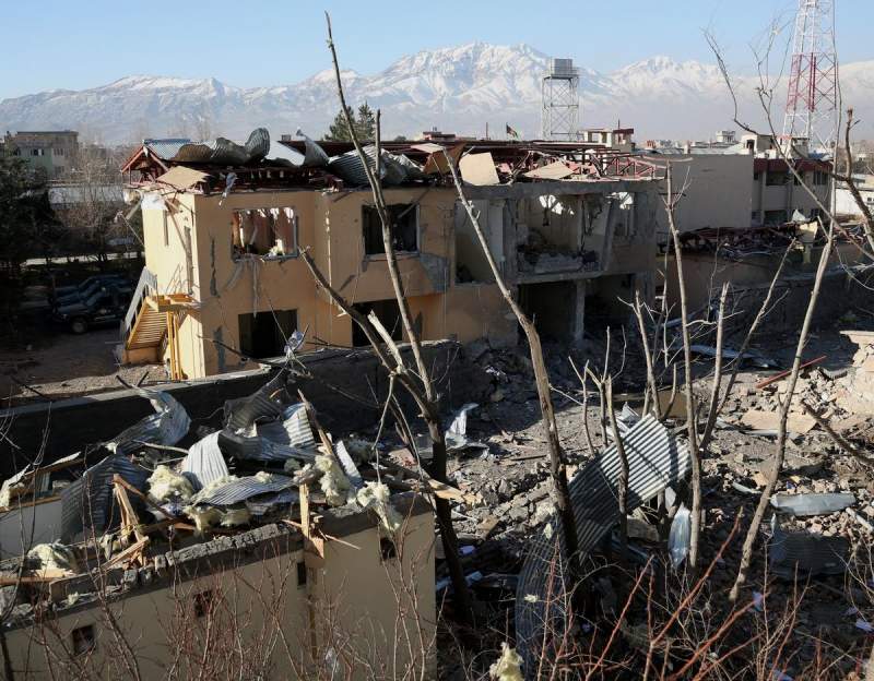Die foto is op 2 Maart 2017 geneem na ŉ aanval in Kaboel, die hoofstad van Afghanistan. Die dodetal het tot 17 gestyg en 119 mense is beseer in die twee selfmoordbomaanvalle. (Xinhua/Rahmat Alizadah)