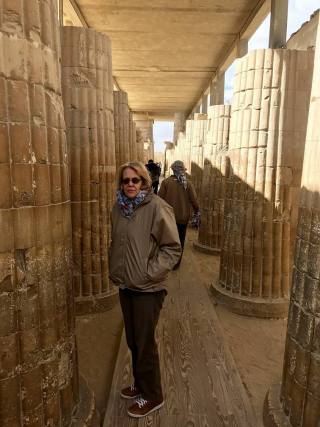 Retha Dreyer in Sakkara, Egipte (Foto: Thomas Dreyer)