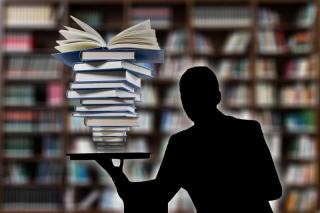 boeke-biblioteek-onderwyser-balans