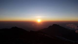 sonsopkoms-kilimanjaro-afrika