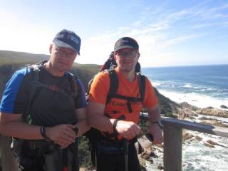 Barend (links) en Mark (regs) Brand op die Otter-roete in die Oos-Kaap. (Foto: Verskaf)