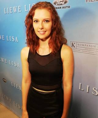 Elani Dekker vertolk die rol van Lisa. (Foto: Maroela Media)