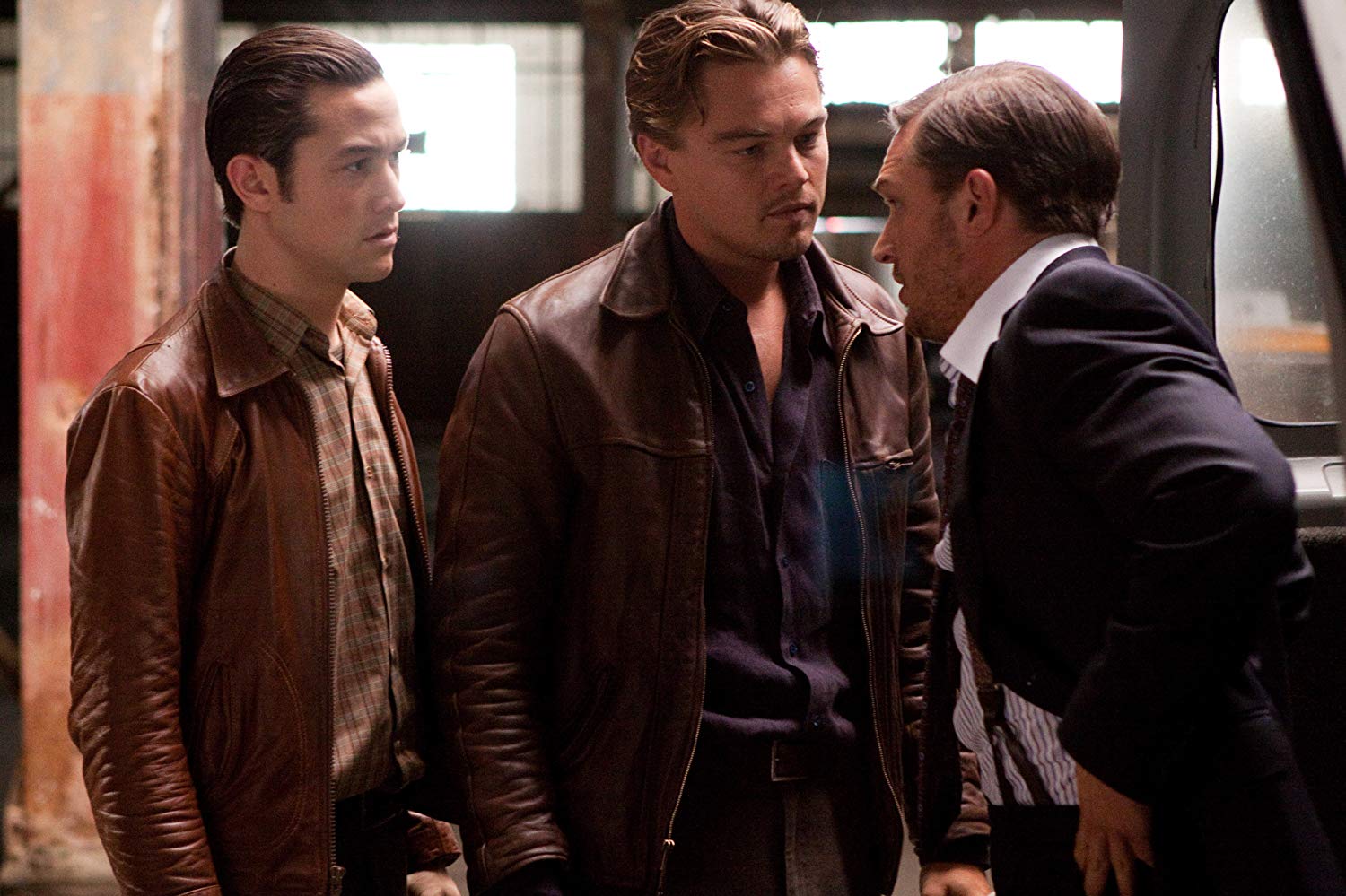 Leonardo DiCaprio, Joseph Gordon-Levitt en Tom Hardy in 'Inception'. (Foto: IMDb)